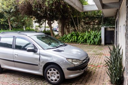 Casa para alugar com 350m², 3 quartos e 4 vagas Casa para alugar com 350m², 3 quartos e 4 vagasGaragem Frente