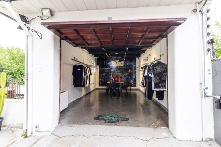 Casa para alugar com 350m², 3 quartos e 4 vagas Casa para alugar com 350m², 3 quartos e 4 vagasGaragem Coberta