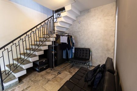 Casa para alugar com 350m², 3 quartos e 4 vagas Casa para alugar com 350m², 3 quartos e 4 vagasHall de entrada