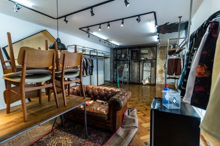 Casa para alugar com 350m², 3 quartos e 4 vagas Casa para alugar com 350m², 3 quartos e 4 vagasSala 1