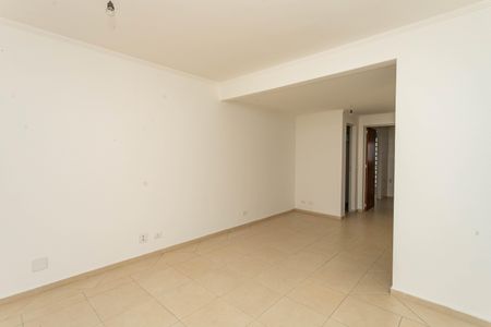 Casa de condomínio à venda com 215m², 3 quartos e 2 vagas Casa de condomínio à venda com 215m², 3 quartos e 2 vagasSala