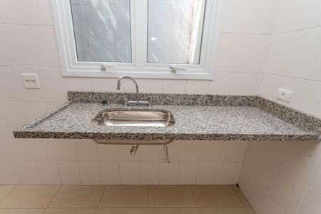 Casa de condomínio à venda com 215m², 3 quartos e 2 vagas Casa de condomínio à venda com 215m², 3 quartos e 2 vagasCozinha