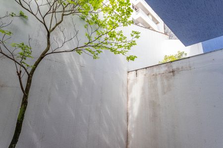 Casa de condomínio à venda com 215m², 3 quartos e 2 vagas Casa de condomínio à venda com 215m², 3 quartos e 2 vagasÁrea externa