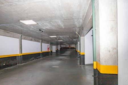 Casa de condomínio à venda com 215m², 3 quartos e 2 vagas Casa de condomínio à venda com 215m², 3 quartos e 2 vagasGaragem