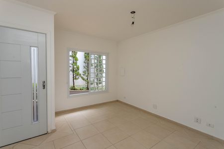 Casa de condomínio à venda com 215m², 3 quartos e 2 vagas Casa de condomínio à venda com 215m², 3 quartos e 2 vagasSala