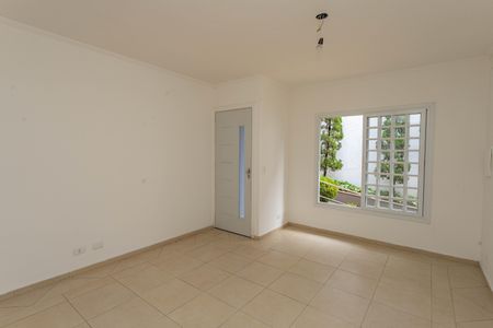 Casa de condomínio à venda com 215m², 3 quartos e 2 vagas Casa de condomínio à venda com 215m², 3 quartos e 2 vagasSala