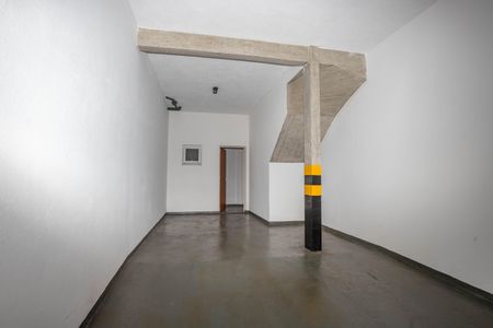 Casa de condomínio à venda com 215m², 3 quartos e 2 vagas Casa de condomínio à venda com 215m², 3 quartos e 2 vagasGaragem