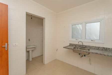 Casa de condomínio à venda com 215m², 3 quartos e 2 vagas Casa de condomínio à venda com 215m², 3 quartos e 2 vagasCozinha