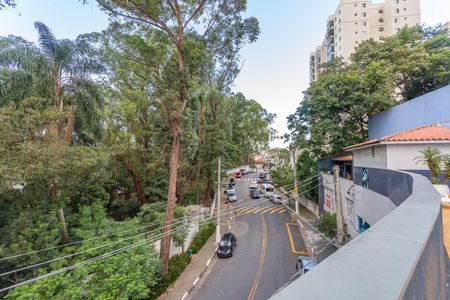 Casa de condomínio à venda com 216m², 3 quartos e 2 vagas Casa de condomínio à venda com 216m², 3 quartos e 2 vagasVista da piscina