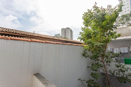 Casa de condomínio à venda com 216m², 3 quartos e 2 vagas Casa de condomínio à venda com 216m², 3 quartos e 2 vagasÁrea externa