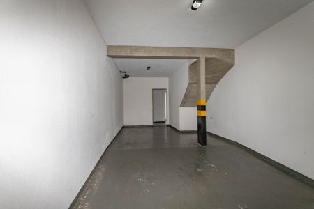 Casa de condomínio à venda com 216m², 3 quartos e 2 vagas Casa de condomínio à venda com 216m², 3 quartos e 2 vagasGaragem
