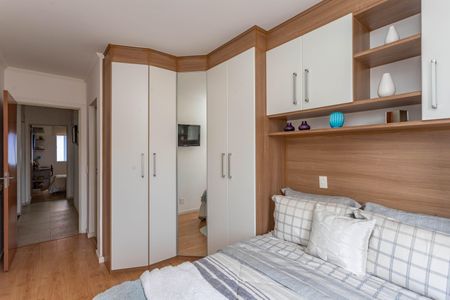 Casa de condomínio à venda com 216m², 3 quartos e 2 vagas Casa de condomínio à venda com 216m², 3 quartos e 2 vagasQuarto 1 - suíte