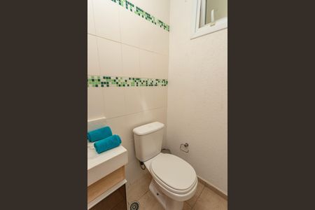 Casa de condomínio à venda com 216m², 3 quartos e 2 vagas Casa de condomínio à venda com 216m², 3 quartos e 2 vagasLavabo