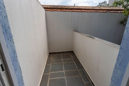 Casa de condomínio à venda com 216m², 3 quartos e 2 vagas Casa de condomínio à venda com 216m², 3 quartos e 2 vagasÁrea externa