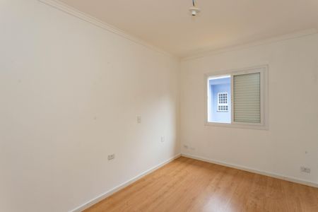 Casa de condomínio à venda com 215m², 3 quartos e 2 vagas Casa de condomínio à venda com 215m², 3 quartos e 2 vagasQuarto 2