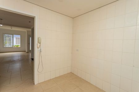 Casa de condomínio à venda com 215m², 3 quartos e 2 vagas Casa de condomínio à venda com 215m², 3 quartos e 2 vagasCozinha