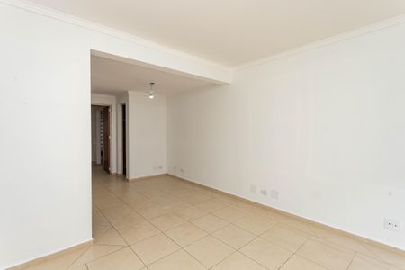 Casa de condomínio à venda com 215m², 3 quartos e 2 vagas Casa de condomínio à venda com 215m², 3 quartos e 2 vagasSala