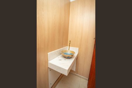 Casa de condomínio à venda com 215m², 3 quartos e 2 vagas Casa de condomínio à venda com 215m², 3 quartos e 2 vagasLavabo