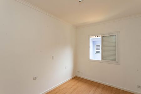 Casa de condomínio à venda com 215m², 3 quartos e 2 vagas Casa de condomínio à venda com 215m², 3 quartos e 2 vagasQuarto 2