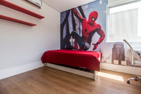 Casa de condomínio à venda com 464m², 4 quartos e 4 vagas Casa de condomínio à venda com 464m², 4 quartos e 4 vagasSuíte 4