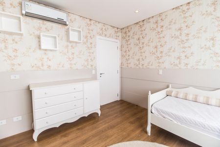 Casa de condomínio à venda com 464m², 4 quartos e 4 vagas Casa de condomínio à venda com 464m², 4 quartos e 4 vagasSuíte 3