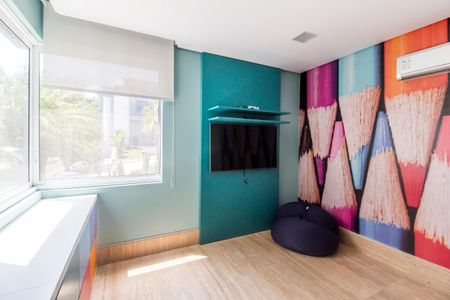 Casa de condomínio à venda com 464m², 4 quartos e 4 vagas Casa de condomínio à venda com 464m², 4 quartos e 4 vagasÁrea comum Brinquedoteca