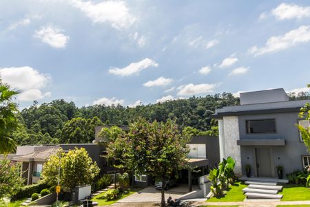 Casa de condomínio à venda com 464m², 4 quartos e 4 vagas Casa de condomínio à venda com 464m², 4 quartos e 4 vagasVista da Suíte