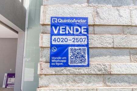 Casa de condomínio à venda com 464m², 4 quartos e 4 vagas Casa de condomínio à venda com 464m², 4 quartos e 4 vagasPlaca