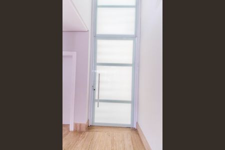 Casa de condomínio à venda com 464m², 4 quartos e 4 vagas Casa de condomínio à venda com 464m², 4 quartos e 4 vagasEntrada