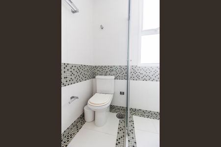 Casa de condomínio à venda com 464m², 4 quartos e 4 vagas Casa de condomínio à venda com 464m², 4 quartos e 4 vagasBanheiro da Suíte 3