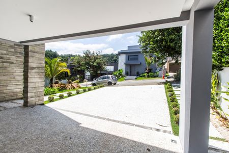 Casa de condomínio à venda com 464m², 4 quartos e 4 vagas Casa de condomínio à venda com 464m², 4 quartos e 4 vagasGaragem