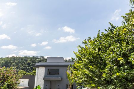 Casa de condomínio à venda com 464m², 4 quartos e 4 vagas Casa de condomínio à venda com 464m², 4 quartos e 4 vagasVista da Suíte