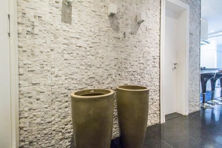 Casa de condomínio à venda com 464m², 4 quartos e 4 vagas Casa de condomínio à venda com 464m², 4 quartos e 4 vagasDetalhe