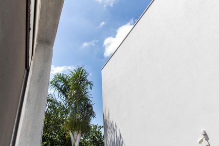 Casa de condomínio à venda com 464m², 4 quartos e 4 vagas Casa de condomínio à venda com 464m², 4 quartos e 4 vagasVista da Suíte