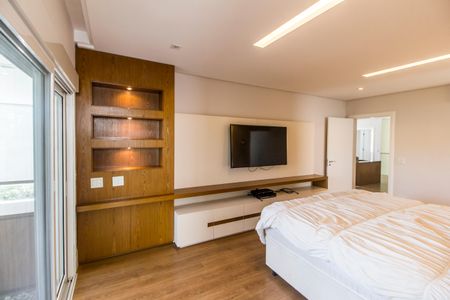 Casa de condomínio à venda com 464m², 4 quartos e 4 vagas Casa de condomínio à venda com 464m², 4 quartos e 4 vagasSuíte master