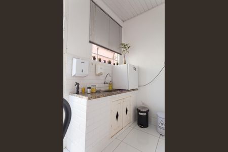 Casa à venda com 450m², 3 quartos e 4 vagas Casa à venda com 450m², 3 quartos e 4 vagasCozinha