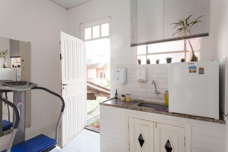 Casa à venda com 450m², 3 quartos e 4 vagas Casa à venda com 450m², 3 quartos e 4 vagasCozinha