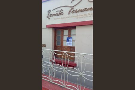 Casa à venda com 450m², 3 quartos e 4 vagas Casa à venda com 450m², 3 quartos e 4 vagasplaquinha instalada