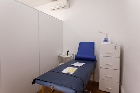 Casa à venda com 450m², 3 quartos e 4 vagas Casa à venda com 450m², 3 quartos e 4 vagasquarto 2