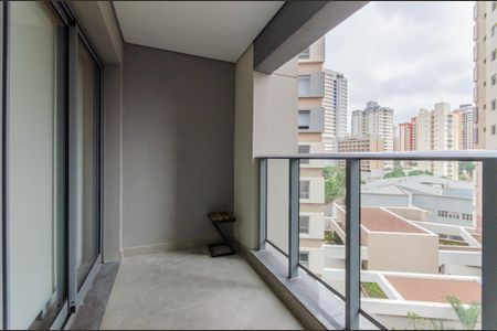 Studio para alugar com 27m², 1 quarto e sem vaga Studio para alugar com 27m², 1 quarto e sem vagaVaranda