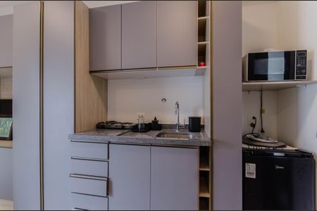 Studio para alugar com 27m², 1 quarto e sem vaga Studio para alugar com 27m², 1 quarto e sem vagaCozinha