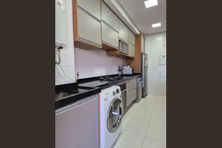 Apartamento para alugar com 77m², 2 quartos e 1 vaga Apartamento para alugar com 77m², 2 quartos e 1 vagaCozinha e Área de Serviço