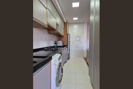Apartamento para alugar com 77m², 2 quartos e 1 vaga Apartamento para alugar com 77m², 2 quartos e 1 vagaCozinha e Área de Serviço