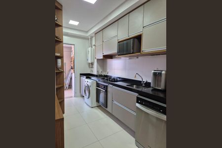 Apartamento para alugar com 77m², 2 quartos e 1 vaga Apartamento para alugar com 77m², 2 quartos e 1 vagaCozinha