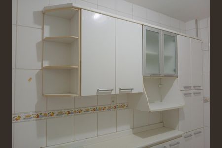 Apartamento para alugar com 64m², 1 quarto e sem vaga Apartamento para alugar com 64m², 1 quarto e sem vagaCozinha