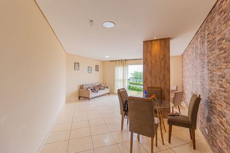 Apartamento para alugar com 52m², 2 quartos e 1 vaga Apartamento para alugar com 52m², 2 quartos e 1 vagaÁrea comum - Salão de festas