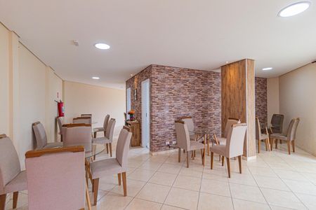 Apartamento para alugar com 52m², 2 quartos e 1 vaga Apartamento para alugar com 52m², 2 quartos e 1 vagaÁrea comum - Salão de festas
