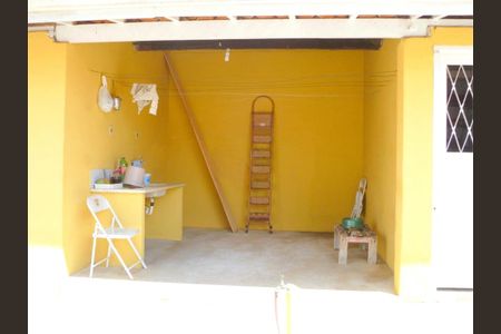 Casa à venda com 180m², 3 quartos e 6 vagas