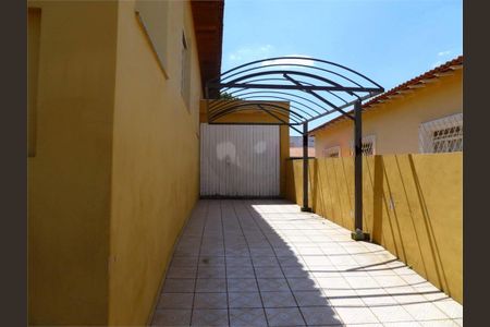 Casa à venda com 180m², 3 quartos e 6 vagas