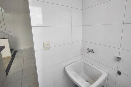 Apartamento à venda com 180m², 3 quartos e 2 vagas Apartamento à venda com 180m², 3 quartos e 2 vagasÁrea de Serviço